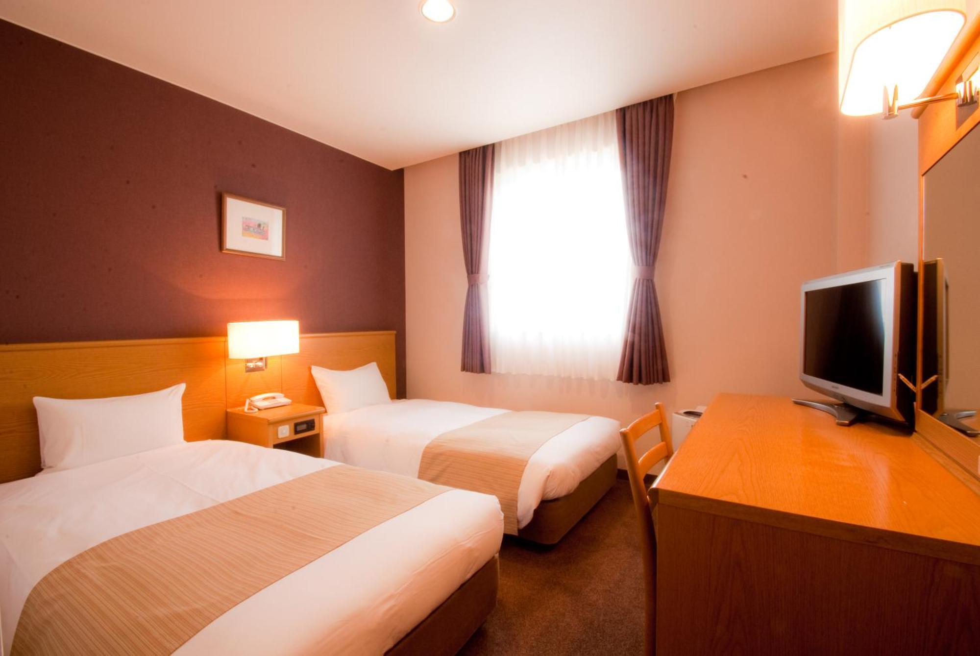 Folkloro Hotel 3*